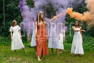 Девичник в глэмпинге. Фотосъемка невесты и её подружек.