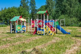 Презентация коттеджного поселка на начальном этапе строительства.