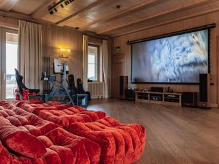 Архитектурная и интерьерная фотосъёмка гостиничного комплекса.