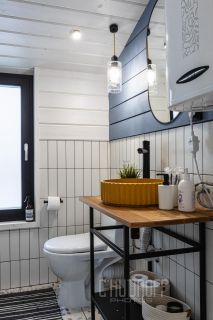 Комплексная презентация загородного дома для сдачи в аренду посуточно. Интерьерная и контентная фотосессия.