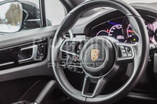 Фотосъемка автомобиля на продажу.