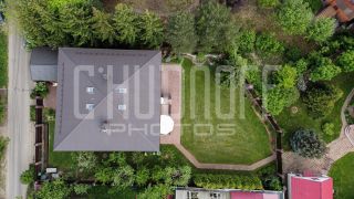 Интерьерная и экстерьерная фотосъемка дома на продажу.