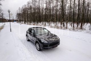 Фотосъемка автомобиля на продажу.