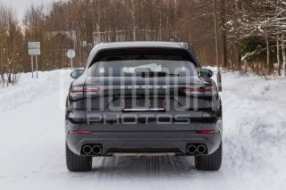 Фотосъемка автомобиля на продажу.