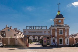 Интерьерная и экстерьерная фотосъемка коттеджа на продажу.