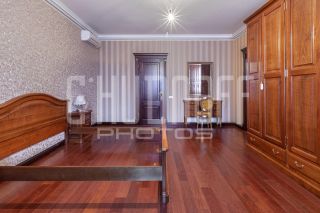 Комплексная фотопрезентация загородного дома для продажи.