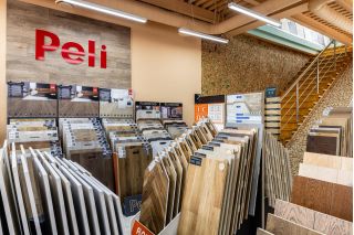 Профессиональная фотосъемка магазина ламинат. Фото для контента.