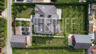 Комплексная фотопрезентация загородного дома для продажи.