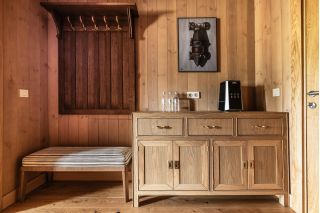 Архитектурная и интерьерная фотосъёмка гостиничного комплекса.