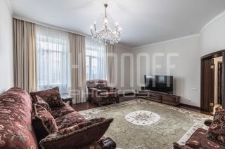 Интерьерная и экстерьерная фотосъемка дома на продажу.