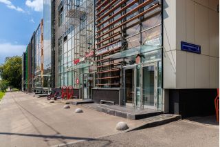 Профессиональная фотосъемка магазина ламинат. Фото для контента.