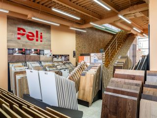 Профессиональная фотосъемка магазина ламинат. Фото для контента.