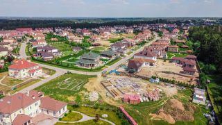 Интерьерная и экстерьерная фотосъемка коттеджа на продажу.