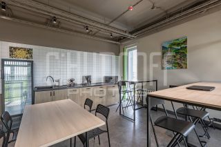 Интерьерная и предметная фотосессии для рекламы коворкинга в сети Интернет.