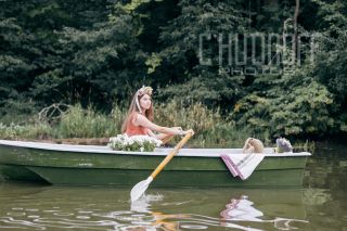 Девичник в глэмпинге. Фотосъемка невесты и её подружек.