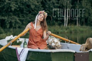 Девичник в глэмпинге. Фотосъемка невесты и её подружек.