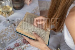 Девичник в глэмпинге. Фотосъемка невесты и её подружек.