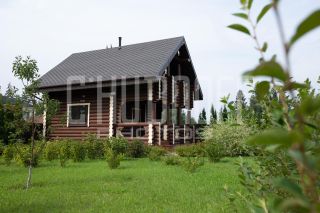 Комплексная фотопрезентация загородного дома для продажи.