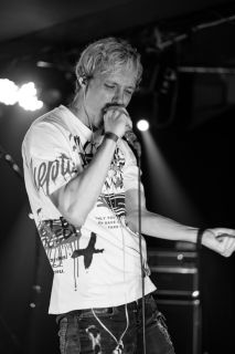 Репортажная фотосъемка рок-фестиваля "Pink Punk" в клубе "Город"