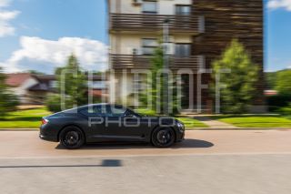 Фотосессия автомобиля Bentley Continental.