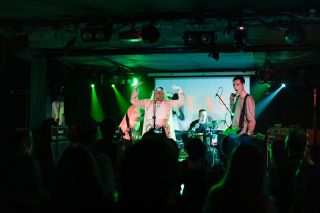 Репортажная фотосъемка рок-фестиваля "Pink Punk" в клубе "Город"