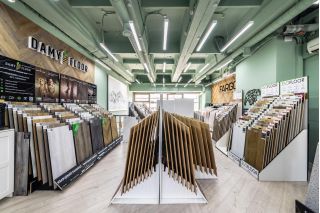 Профессиональная фотосъемка магазина ламинат. Фото для контента.