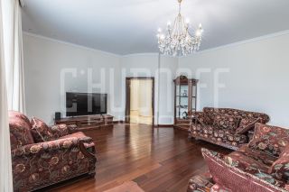 Интерьерная и экстерьерная фотосъемка дома на продажу.