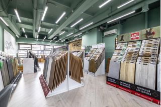 Профессиональная фотосъемка магазина ламинат. Фото для контента.