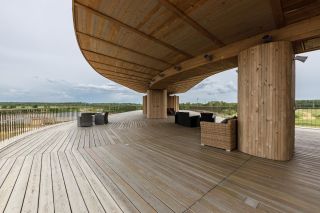 Архитектурная и интерьерная фотосъёмка гостиничного комплекса.