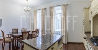 Интерьерная и экстерьерная фотосъемка дома на продажу.