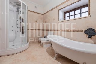 Комплексная фотопрезентация загородного дома для продажи.