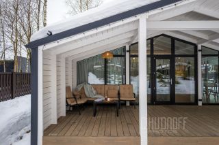 Комплексная презентация загородного дома для сдачи в аренду посуточно. Интерьерная и контентная фотосессия.