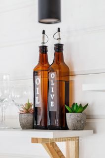 Комплексная презентация загородного дома для сдачи в аренду посуточно. Интерьерная и контентная фотосессия.