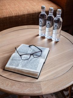 Архитектурная и интерьерная фотосъёмка гостиничного комплекса.