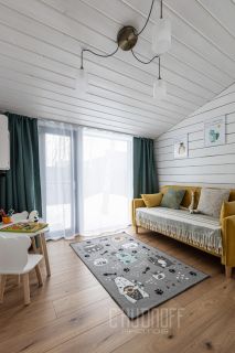 Комплексная презентация загородного дома для сдачи в аренду посуточно. Интерьерная и контентная фотосессия.