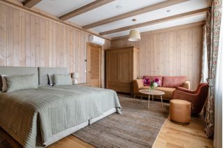 Архитектурная и интерьерная фотосъёмка гостиничного комплекса.