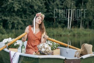 Девичник в глэмпинге. Фотосъемка невесты и её подружек.