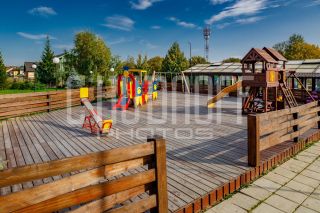 Фотосъемка коттеджа. На территории коттеджного поселка.