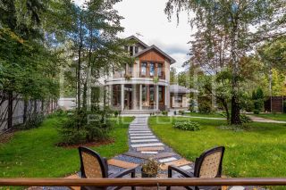 Интерьерная и экстерьерная фотосъемка загородного дома. Съемка с квадрокоптера.