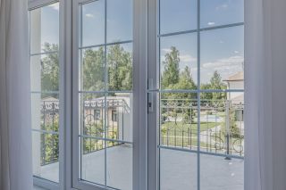 Интерьерная и экстерьерная фотосъемка коттеджа на продажу.