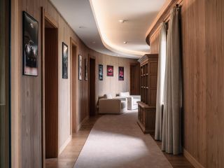 Архитектурная и интерьерная фотосъёмка гостиничного комплекса.