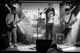 Репортажная фотосъемка рок-фестиваля "Pink Punk" в клубе "Город"