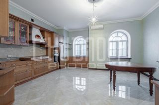 Комплексная фотопрезентация загородного дома для продажи.