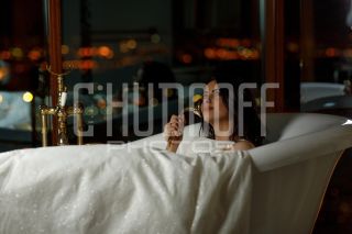 Свадьба Дарьи и Владислава. Фотосессия в апартаментах отеля Триумф Палас.