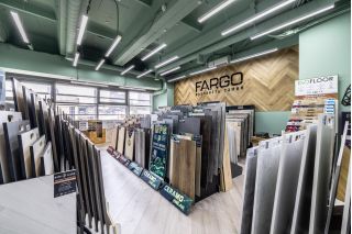 Профессиональная фотосъемка магазина ламинат. Фото для контента.