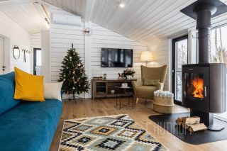 Комплексная презентация загородного дома для сдачи в аренду посуточно. Интерьерная и контентная фотосессия.