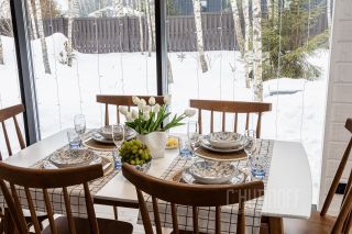 Комплексная презентация загородного дома для сдачи в аренду посуточно. Интерьерная и контентная фотосессия.