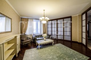 Интерьерная фотосъемка трехкомнатной квартиры. Жилая комната. Гостиная.