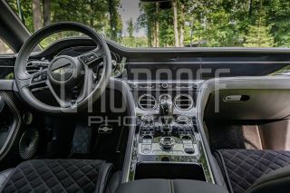 Фотосессия автомобиля Bentley Continental.