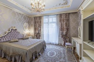 Профессиональная интерьерная фотосессия квартиры в элитном жилом комплексе.